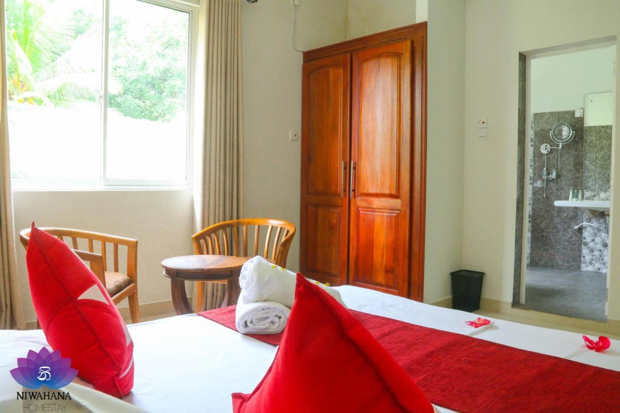 Nivahana Homestay Kandy Buitenkant foto