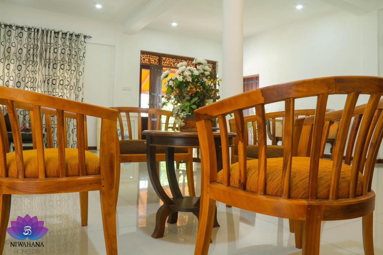 Nivahana Homestay Kandy Buitenkant foto