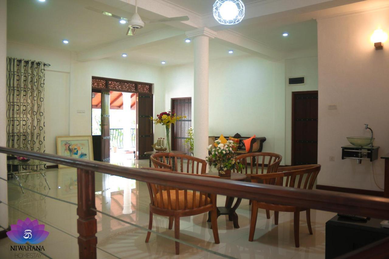Nivahana Homestay Kandy Buitenkant foto