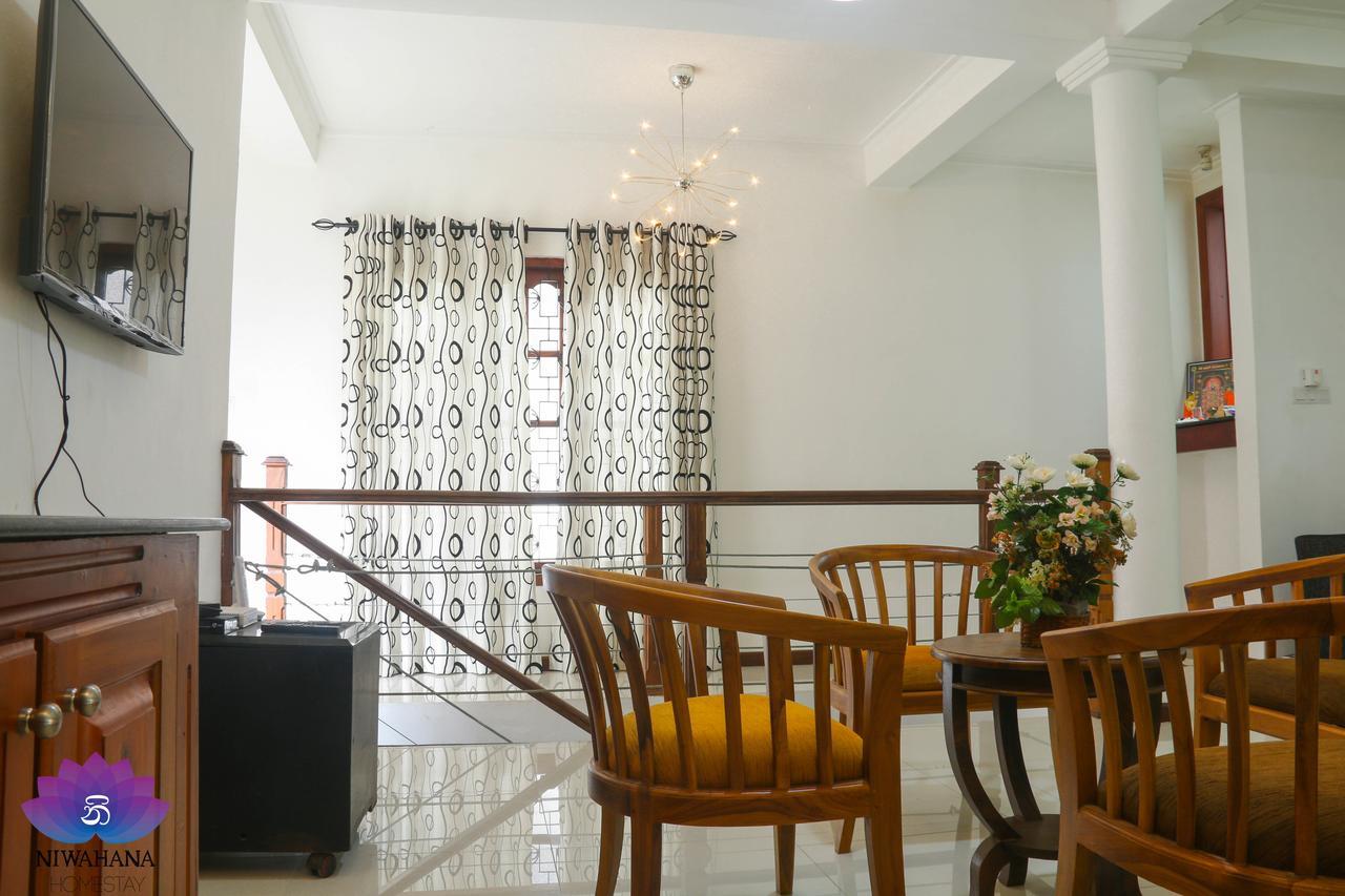Nivahana Homestay Kandy Buitenkant foto
