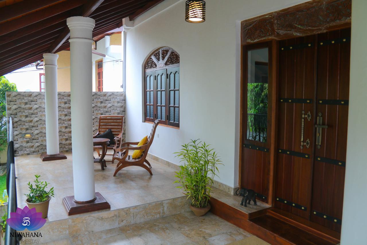 Nivahana Homestay Kandy Buitenkant foto